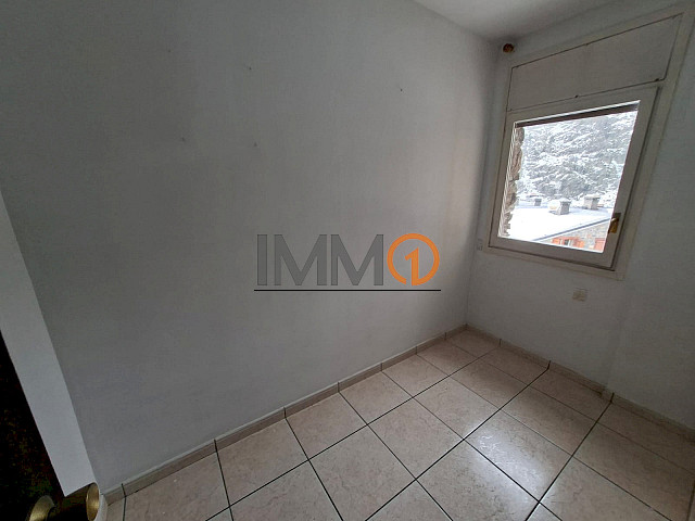 Piso en alquiler 3 habitaciones con plaza de parking y trastero en Soldeu