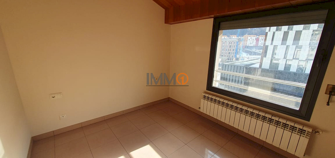 Alquiler Ático de 3 habitacions muy céntrico en Andorra la Vella
