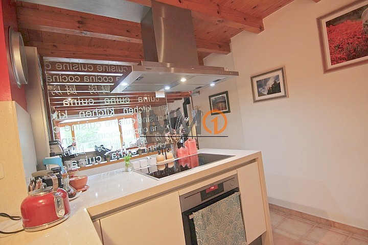 Casa adossada en venda a Ordino, 3 habitacions, 240 metres