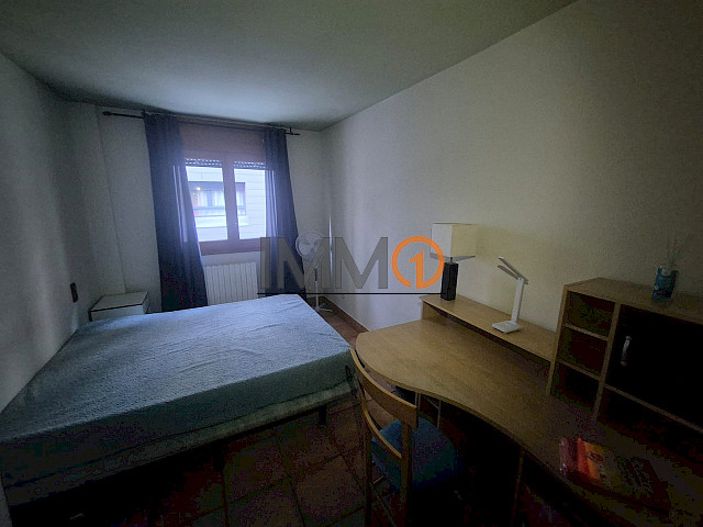 Céntrico piso en venta 4 habitaciones con terraza en Andorra la Vella