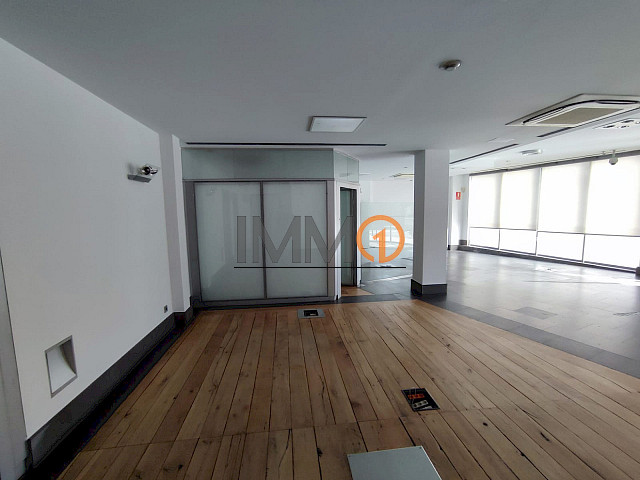 Local en alquiler de 140m2 en el centro de Andorra la Vella