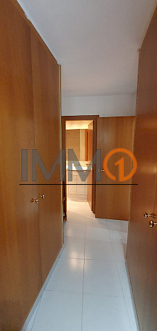 En venta bonito piso de 3 habitaciones con box cerrado en Andorra la Vella