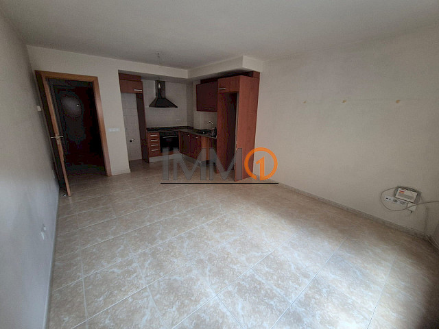 En alquiler piso céntrico de 2 habitaciones en Encamp