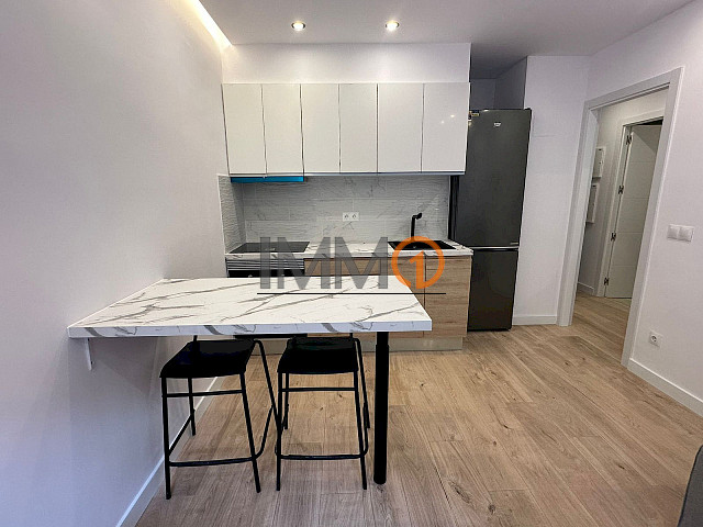 En lloguer pis reformat d’1 habitació a Andorra la Vella