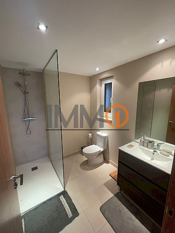 En alquiler en Arinsal piso de 2 habitaciones con aparcamiento