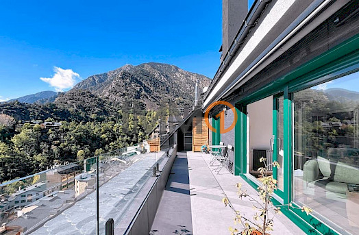 En venda espectacular àtic dúplex a Els Vilars