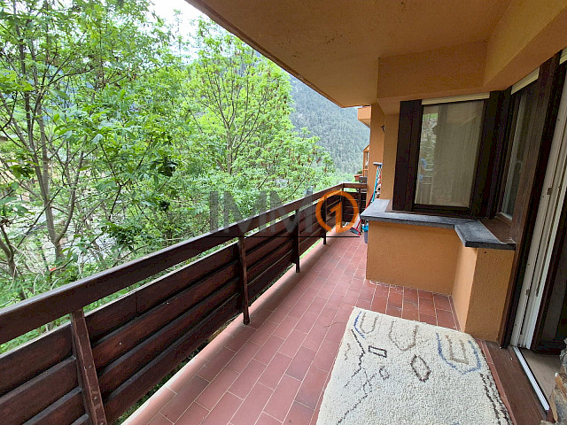 En venta magnífico piso de 2 habitaciones con aparcamiento y trastero en Arinsal (La Massana)