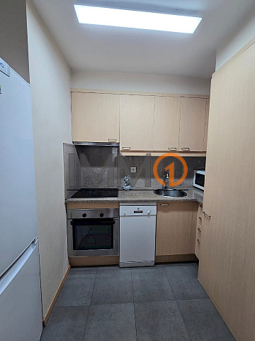 Es ven àtic de 3 habitacions amb aparcament i traster al Tarter