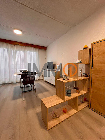 En alquiler estudio reformado y amueblado en el Pas de la Casa