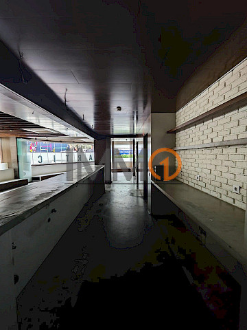 En lloguer ampli local comercial a Escaldes Engordany