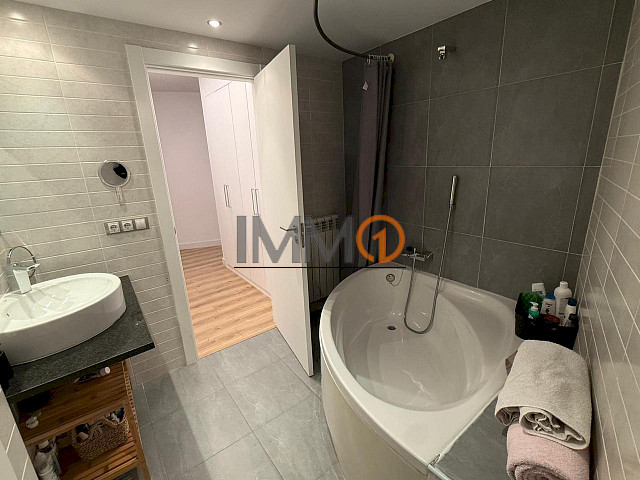 En venda espectacular pis de 3 habitacions amb aparcament a Escaldes Engordany