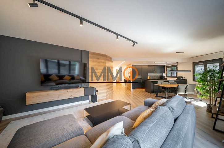 En venda espectacular pis de 3 habitacions amb aparcament a Escaldes Engordany